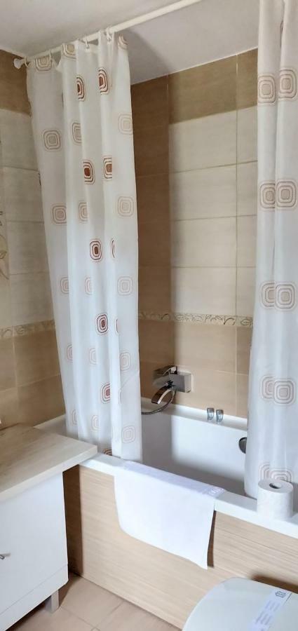 D&D Vila Villa Jászvásár Kültér fotó