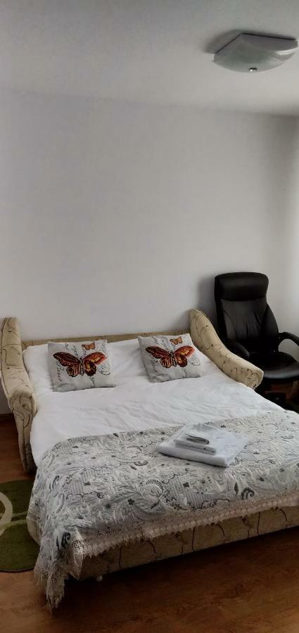 D&D Vila Villa Jászvásár Kültér fotó